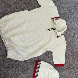 Gucci set Shirt and beanie size 10 boys